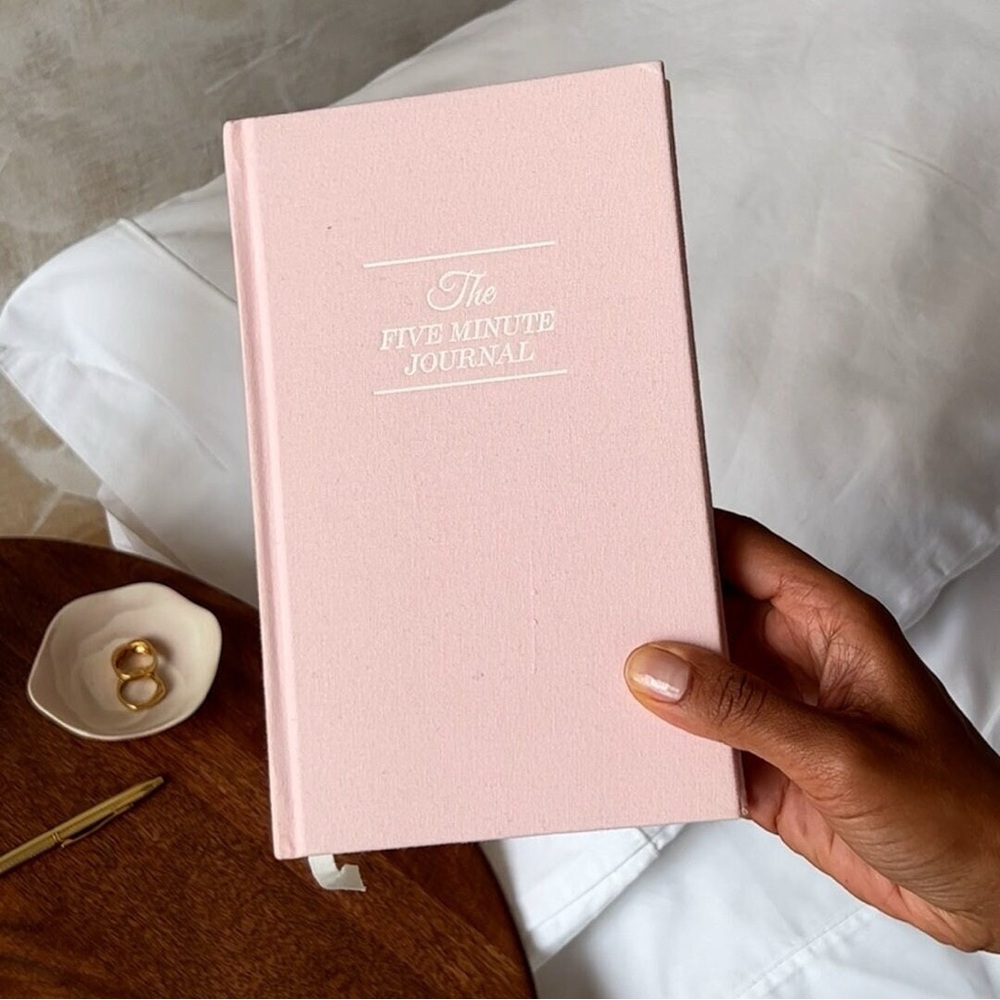 Intelligent Change The Five-Minute Journal